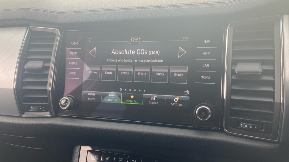 Skoda Kodiaq 1.5 TSI SE Drive 5dr DSG [7 Seat] Petrol Estate - Image 12