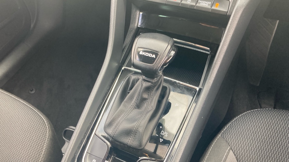 Skoda Kodiaq 1.5 TSI SE Drive 5dr DSG [7 Seat] Petrol Estate - Image 14
