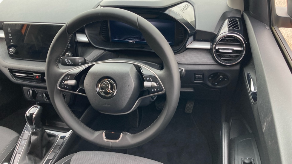 Skoda Fabia 1.0 TSI 116 Colour Edition 5dr DSG Petrol Hatchback - Image 10