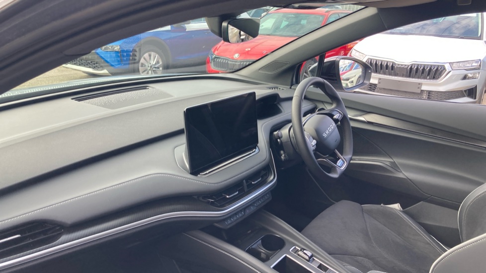 Skoda Elroq 210kW 85 SportLine 82kWh 5dr Auto Electric Estate - Image 2