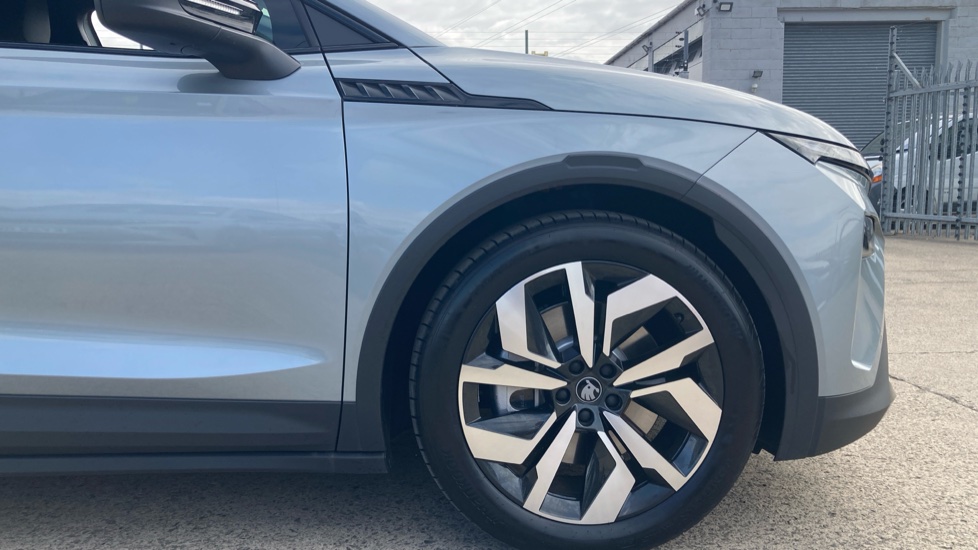 Skoda Elroq 210kW 85 SportLine 82kWh 5dr Auto Electric Estate - Image 5
