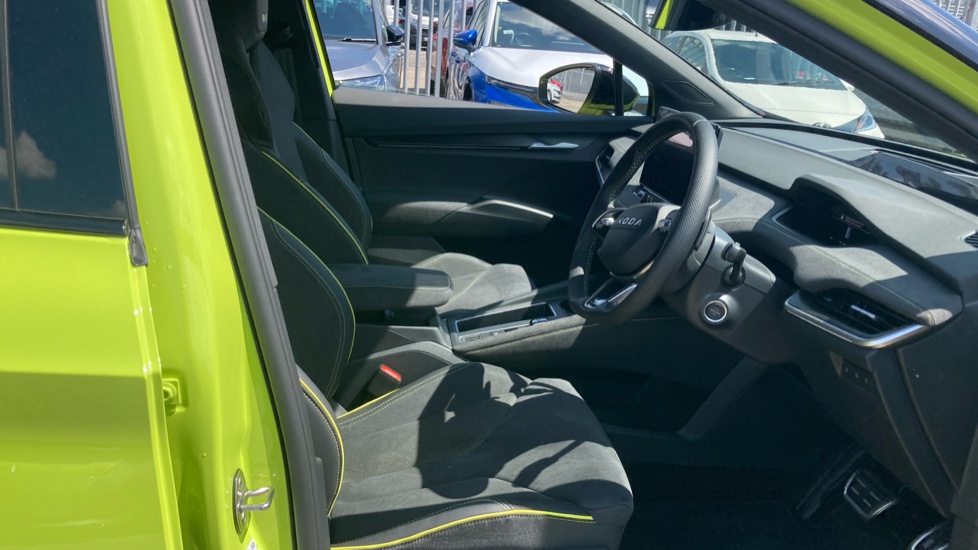 Skoda Elroq 250kW vRS 84kWh 4x4 5dr Auto Electric Estate - Image 15