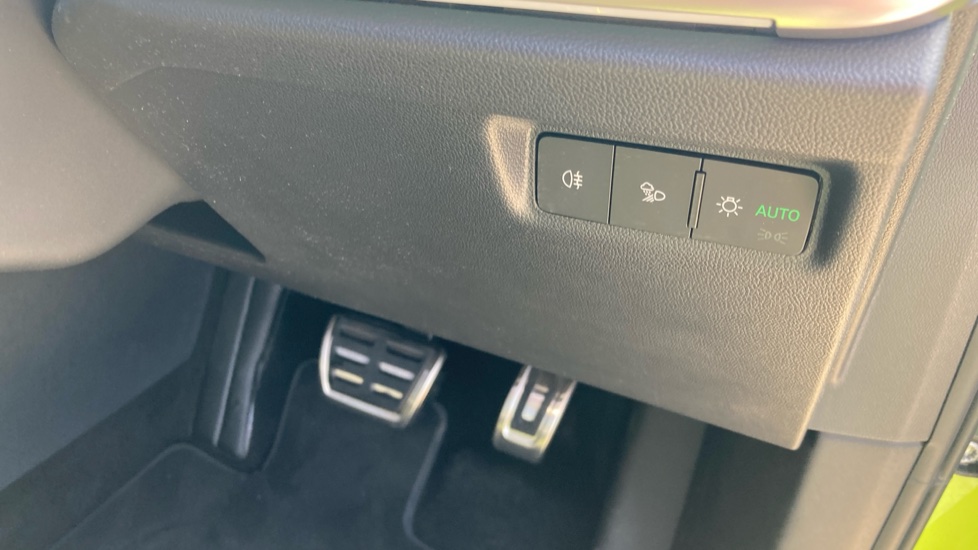 Skoda Elroq 250kW vRS 84kWh 4x4 5dr Auto Electric Estate - Image 34