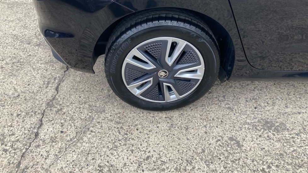 Skoda Fabia 1.0 TSI 110 SE L 5dr Petrol Hatchback - Image 21
