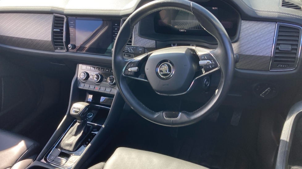 Skoda Kodiaq 1.5 TSI SE L Executive 5dr DSG [7 Seat] Petrol Estate - Image 10