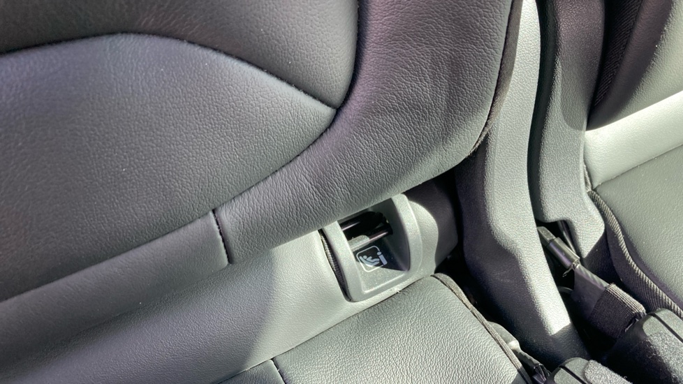 Skoda Kodiaq 1.5 TSI SE L Executive 5dr DSG [7 Seat] Petrol Estate - Image 37