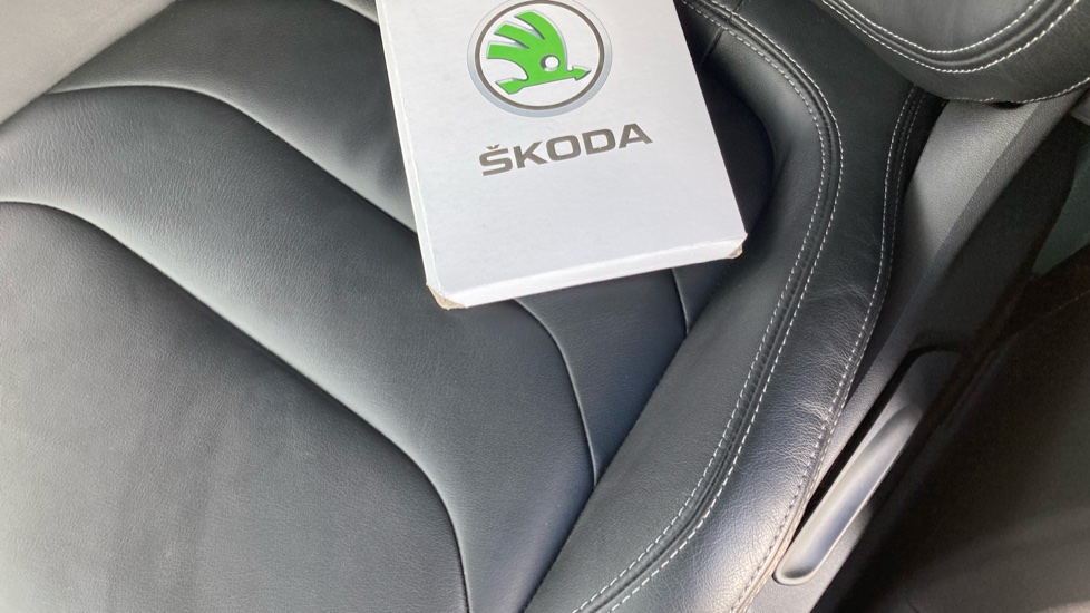 Skoda Kodiaq 1.5 TSI SE L Executive 5dr DSG [7 Seat] Petrol Estate - Image 45