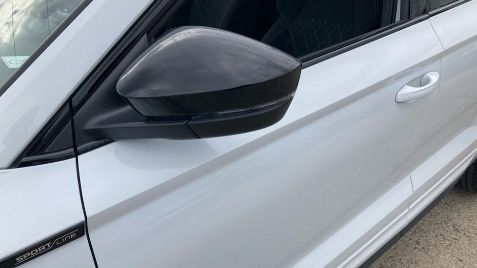 Skoda Karoq 1.5 TSI Sportline Edition 5dr DSG Petrol Estate - Image 24