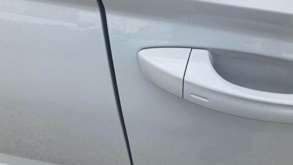 Skoda Karoq 1.5 TSI Sportline Edition 5dr DSG Petrol Estate - Image 27
