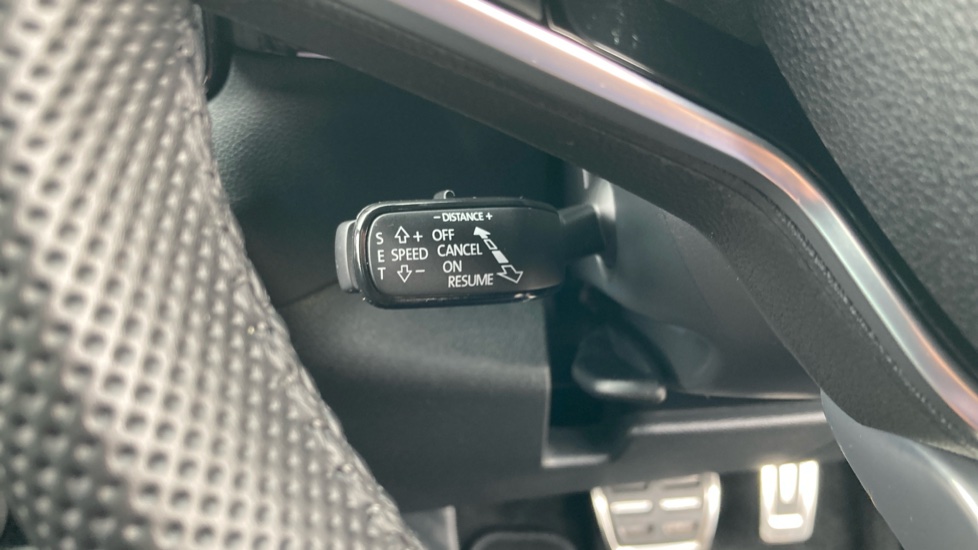 Skoda Karoq 1.5 TSI Sportline Edition 5dr DSG Petrol Estate - Image 33