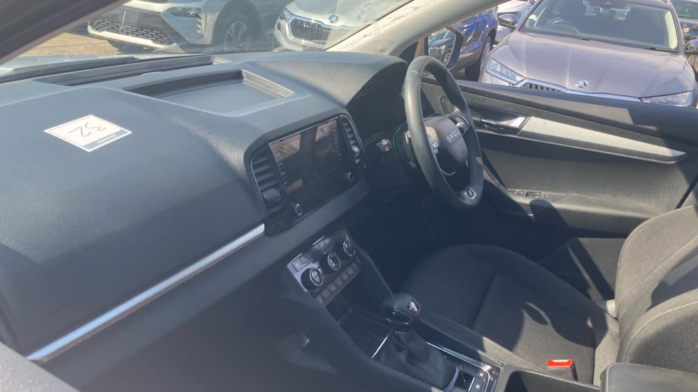 Skoda Karoq 1.5 TSI SE Edition 5dr DSG Petrol Estate - Image 2