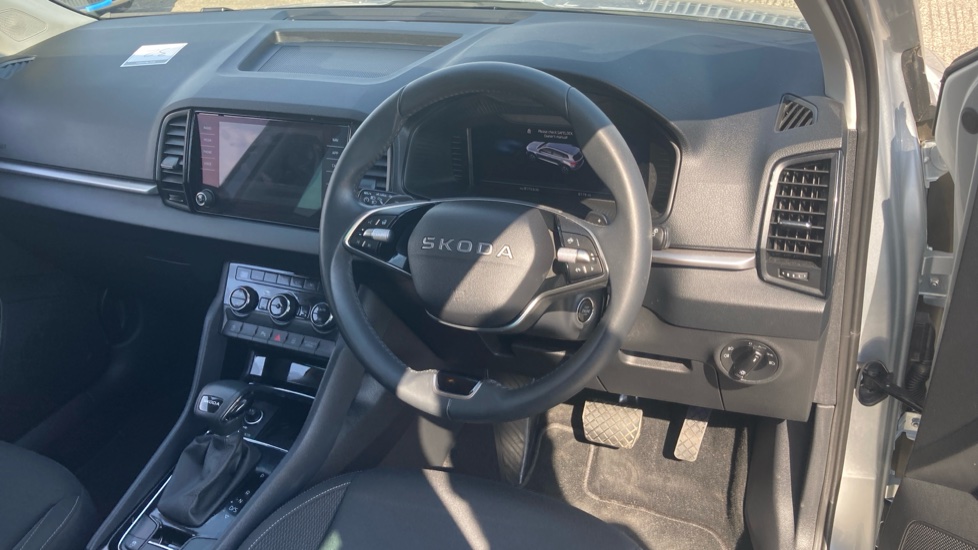 Skoda Karoq 1.5 TSI SE Edition 5dr DSG Petrol Estate - Image 10