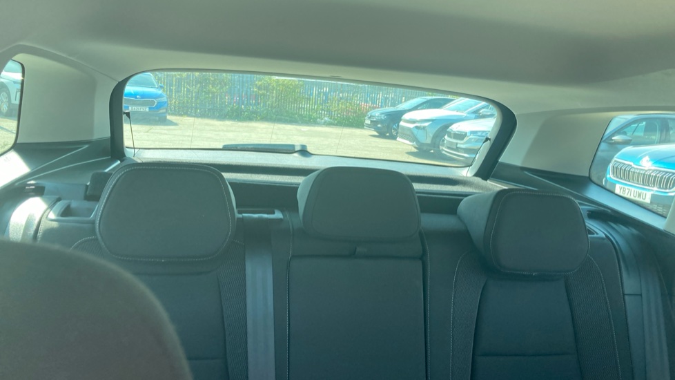 Skoda Karoq 1.5 TSI SE Edition 5dr DSG Petrol Estate - Image 16