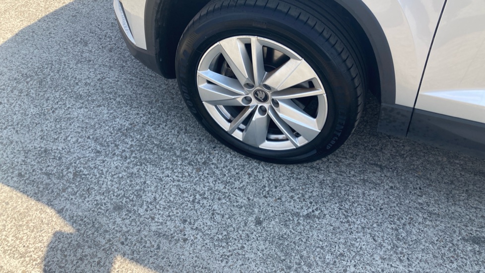 Skoda Karoq 1.5 TSI SE Edition 5dr DSG Petrol Estate - Image 23