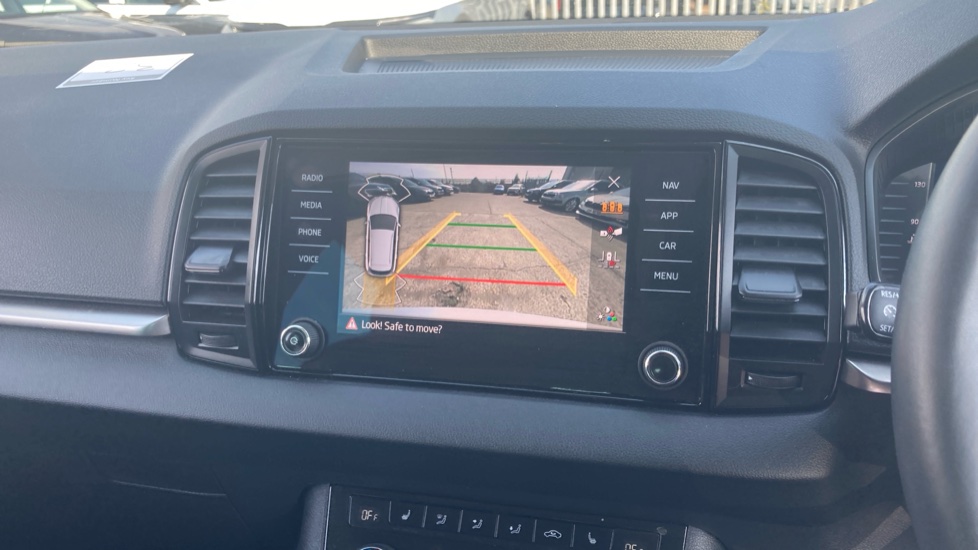 Skoda Karoq 1.5 TSI SE Edition 5dr DSG Petrol Estate - Image 33
