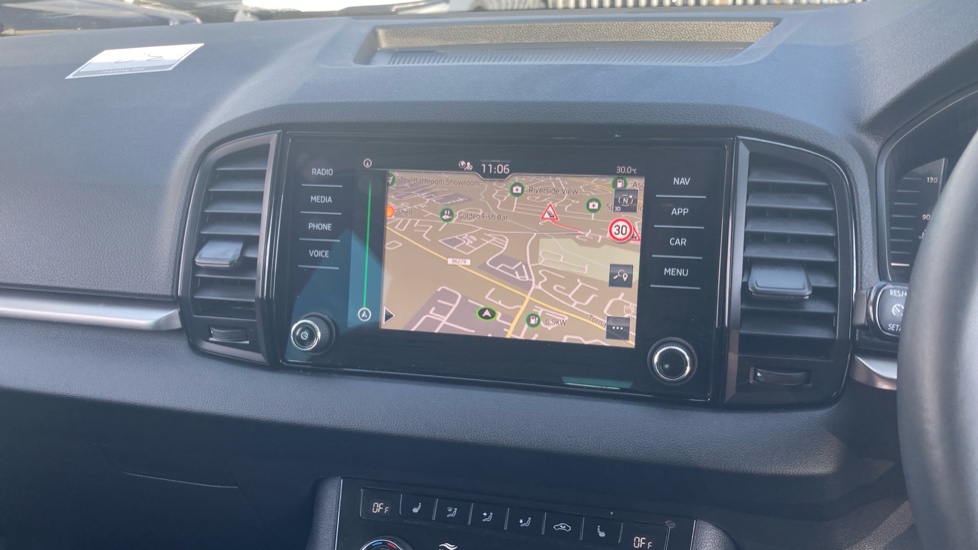 Skoda Karoq 1.5 TSI SE Edition 5dr DSG Petrol Estate - Image 34