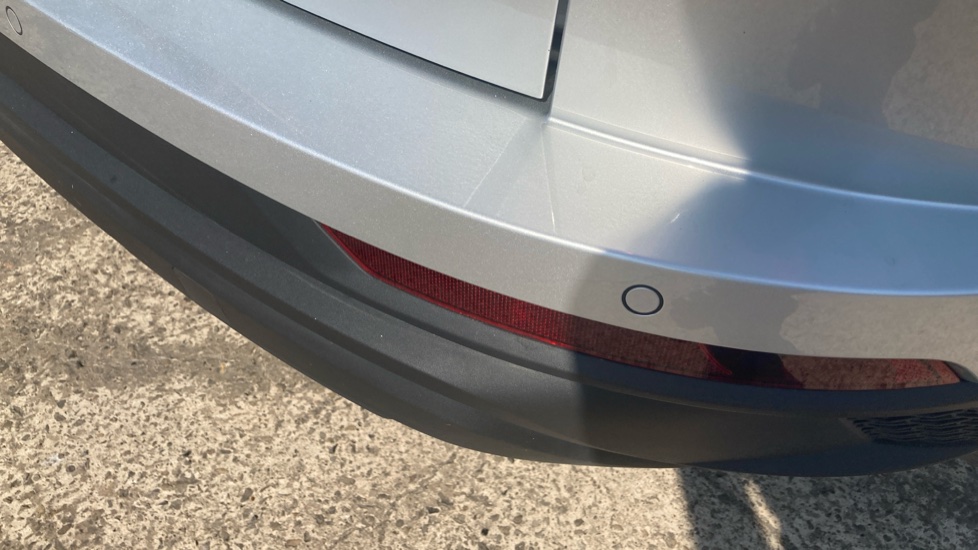 Skoda Karoq 1.5 TSI SE Edition 5dr DSG Petrol Estate - Image 41