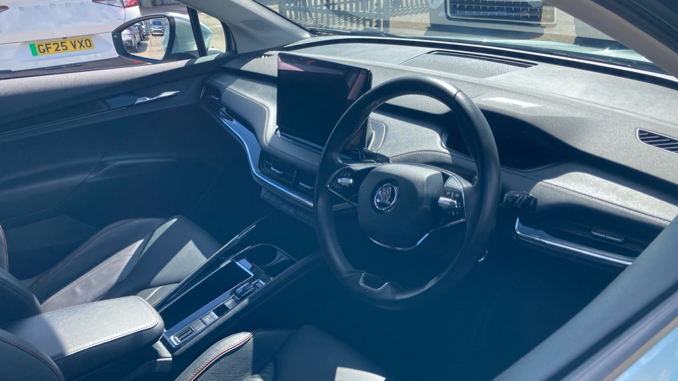 Skoda Enyaq 132kW 60 ecoSuite 62kWh 5dr Auto Electric Estate - Image 6