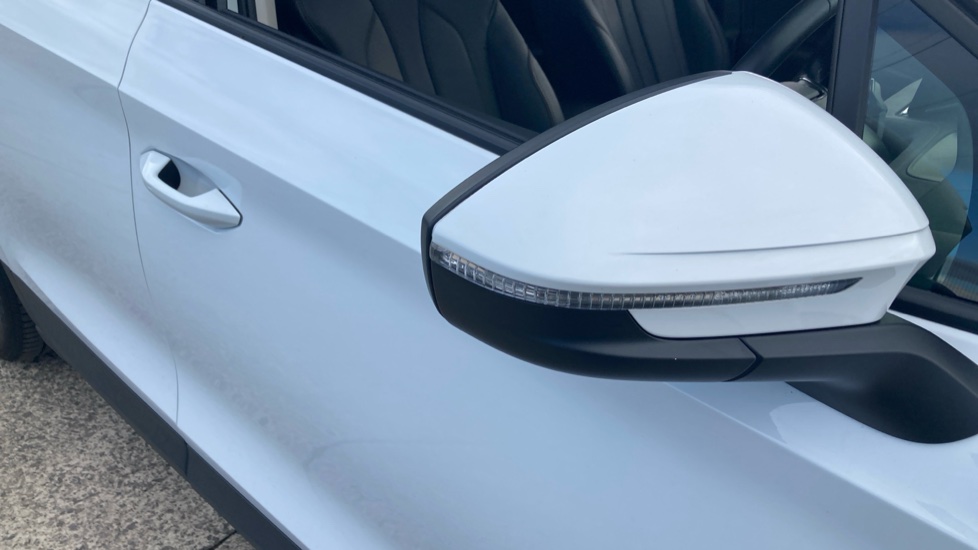 Skoda Enyaq 132kW 60 ecoSuite 62kWh 5dr Auto [120kW] Electric Estate - Image 25