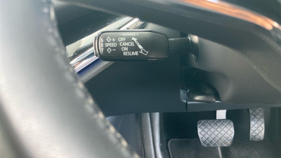 Skoda Enyaq 132kW 60 ecoSuite 62kWh 5dr Auto [120kW] Electric Estate - Image 30