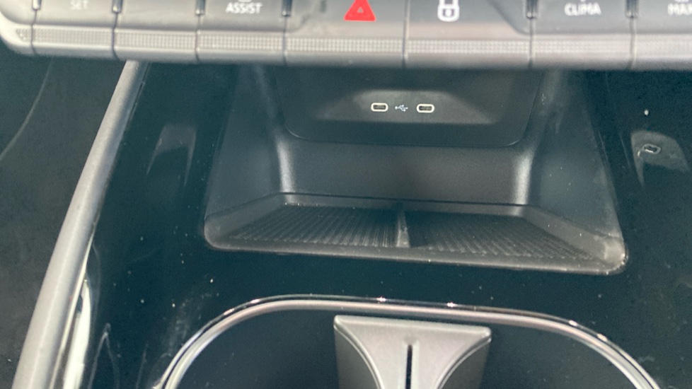 Skoda Enyaq 132kW 60 ecoSuite 62kWh 5dr Auto [120kW] Electric Estate - Image 31