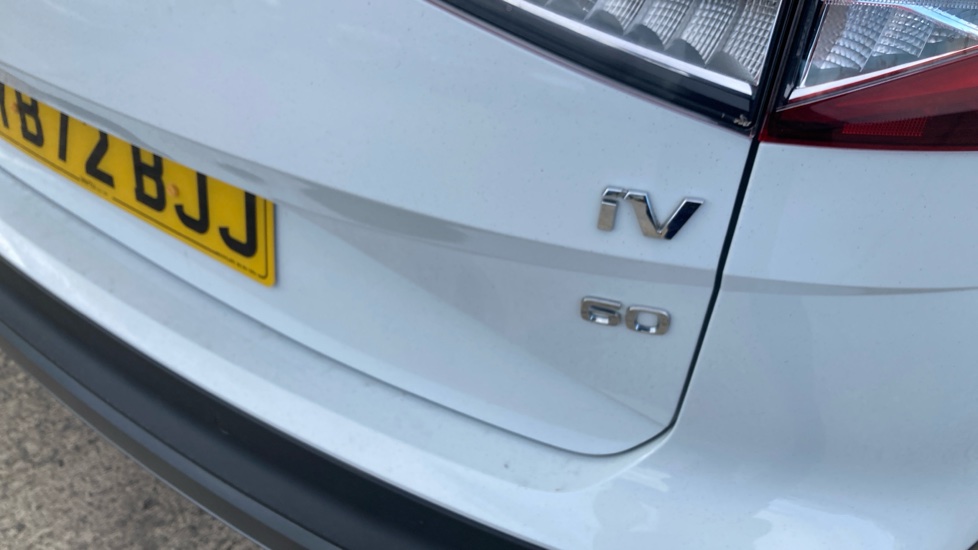 Skoda Enyaq 132kW 60 ecoSuite 62kWh 5dr Auto [120kW] Electric Estate - Image 38