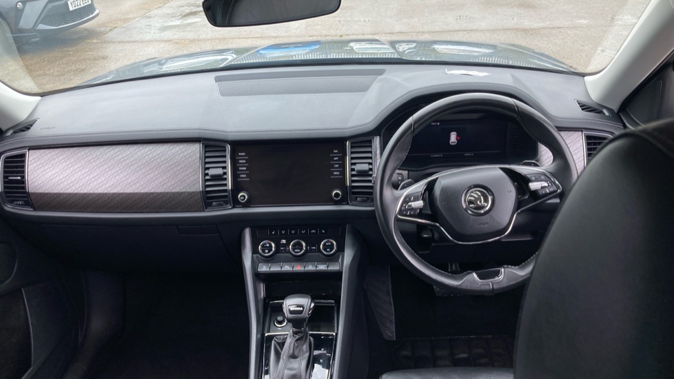 Skoda Kodiaq 1.5 TSI SE L Executive 5dr DSG [7 Seat] Petrol Estate - Image 9