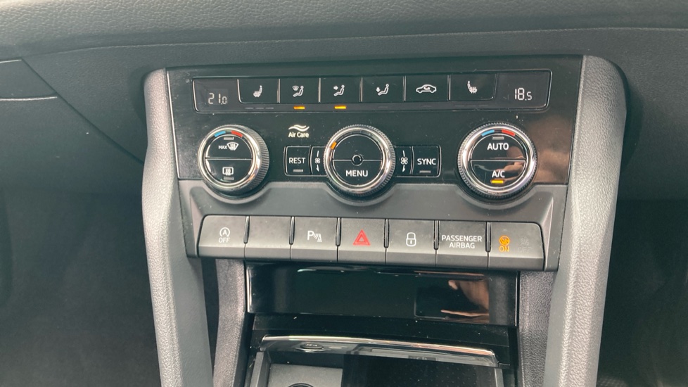 Skoda Kodiaq 1.5 TSI SE L Executive 5dr DSG [7 Seat] Petrol Estate - Image 13