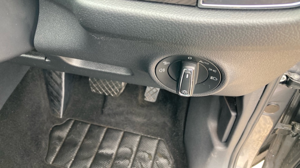 Skoda Kodiaq 1.5 TSI SE L Executive 5dr DSG [7 Seat] Petrol Estate - Image 30