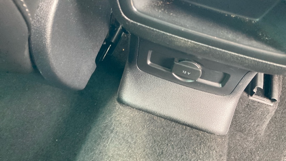 Skoda Kodiaq 1.5 TSI SE L Executive 5dr DSG [7 Seat] Petrol Estate - Image 39