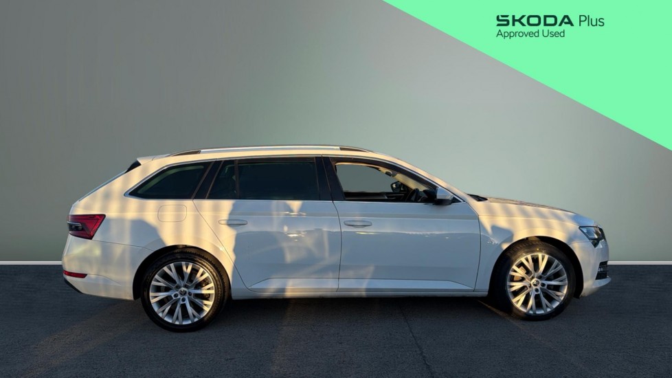 Skoda Superb 2.0 TDI CR SE L 5dr DSG Diesel Estate - Image 4