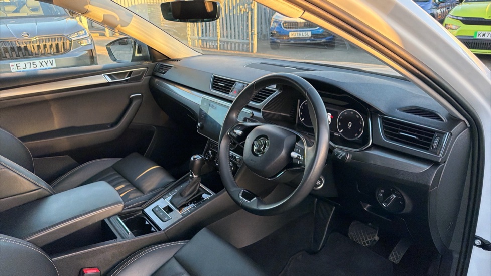 Skoda Superb 2.0 TDI CR SE L 5dr DSG Diesel Estate - Image 6
