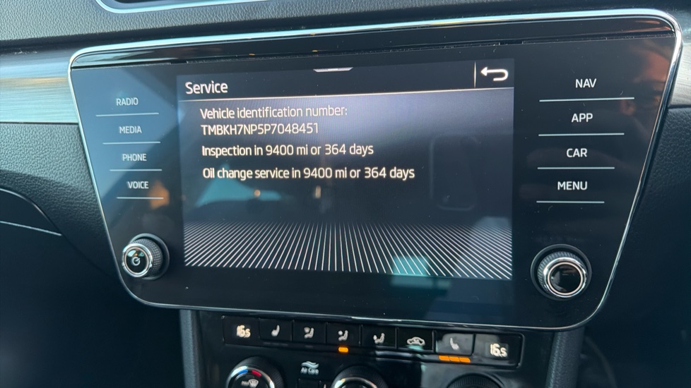 Skoda Superb 2.0 TDI CR SE L 5dr DSG Diesel Estate - Image 29