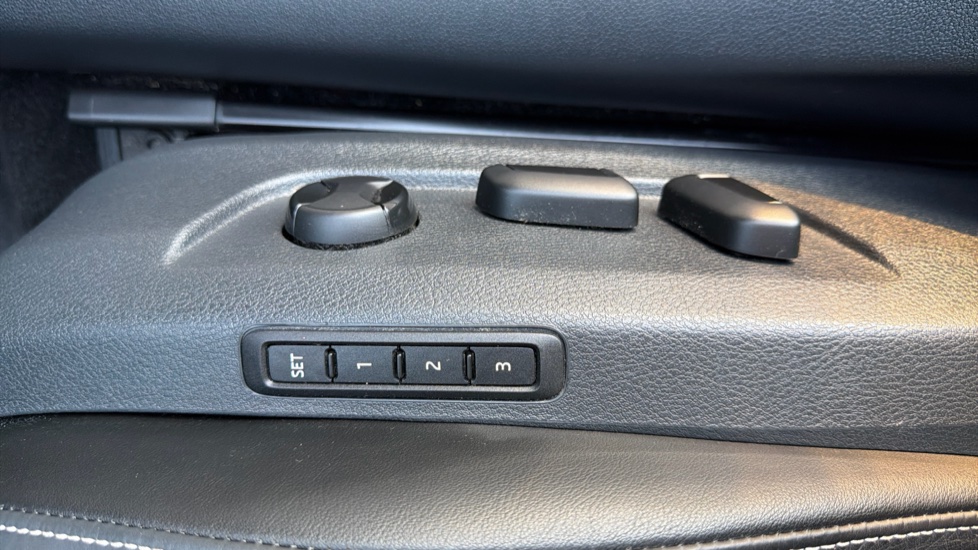 Skoda Superb 2.0 TDI CR SE L 5dr DSG Diesel Estate - Image 31