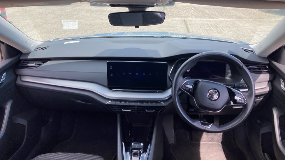 Skoda Octavia 1.4 TSI iV SE Technology DSG 5dr Hatchback - Image 9