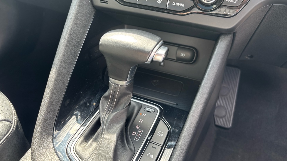 Kia Niro 1.6 GDi Hybrid 4 5dr DCT Hybrid Estate - Image 13