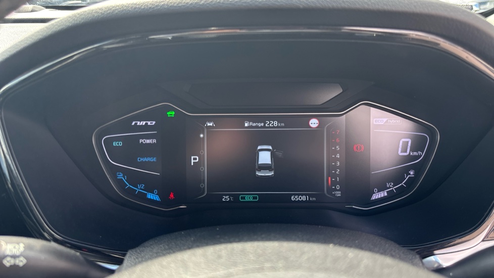Kia Niro 1.6 GDi Hybrid 4 5dr DCT Hybrid Estate - Image 18