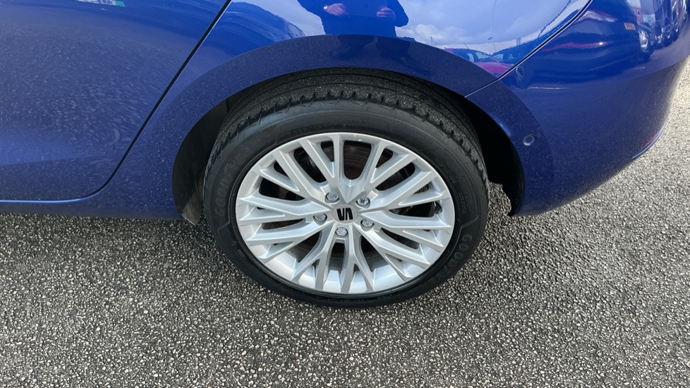 SEAT Leon 1.4 eHybrid Xcellence 5dr DSG Hatchback - Image 27