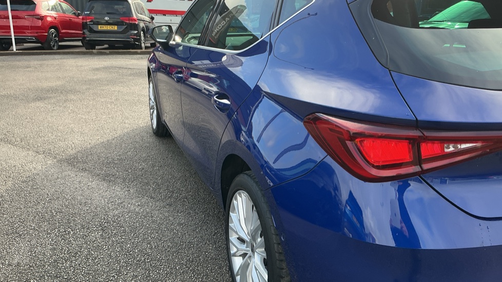 SEAT Leon 1.4 eHybrid Xcellence 5dr DSG Hatchback - Image 28