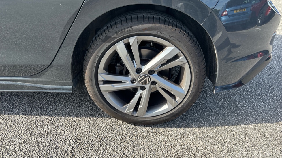 Volkswagen Golf 1.5 TSI 150 R-Line 5dr Petrol Hatchback - Image 33