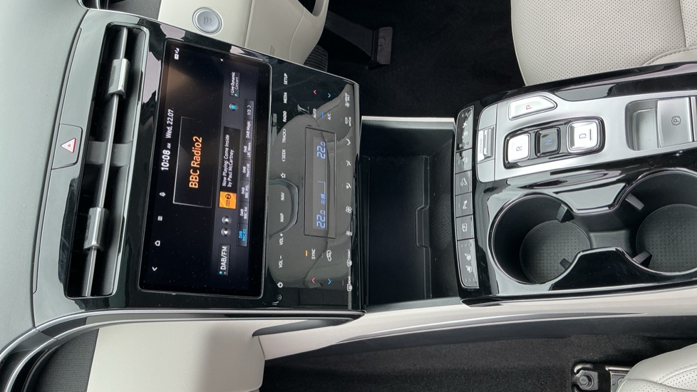 Hyundai TUCSON 1.6 TGDi Hybrid 230 Ultimate 5dr 2WD Auto Hybrid Estate - Image 40