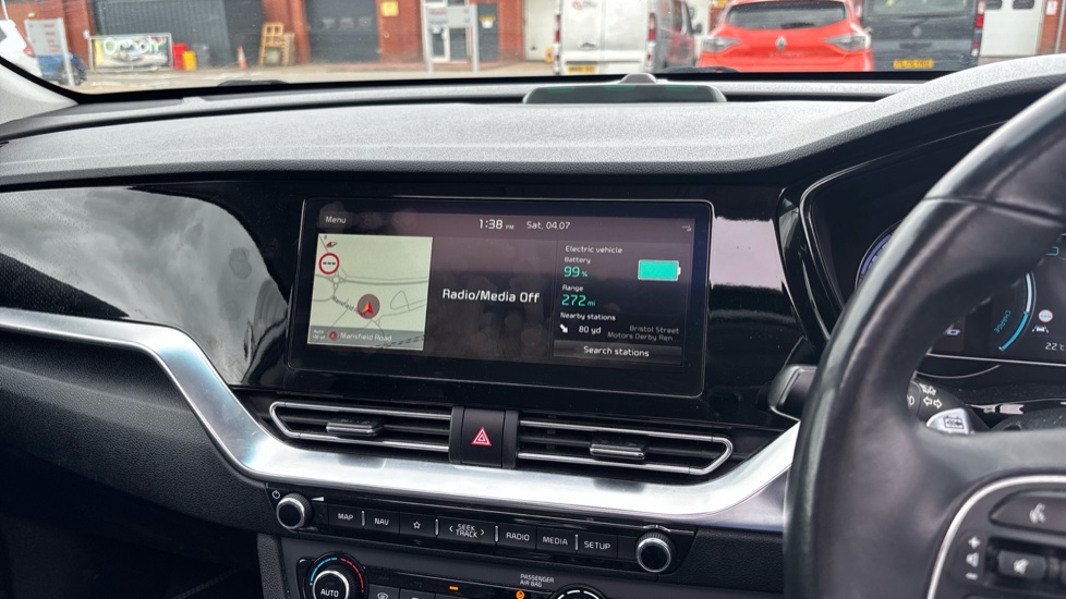 Kia E-Niro 150kW 4+ 64kWh 5dr Auto Electric Estate - Image 14