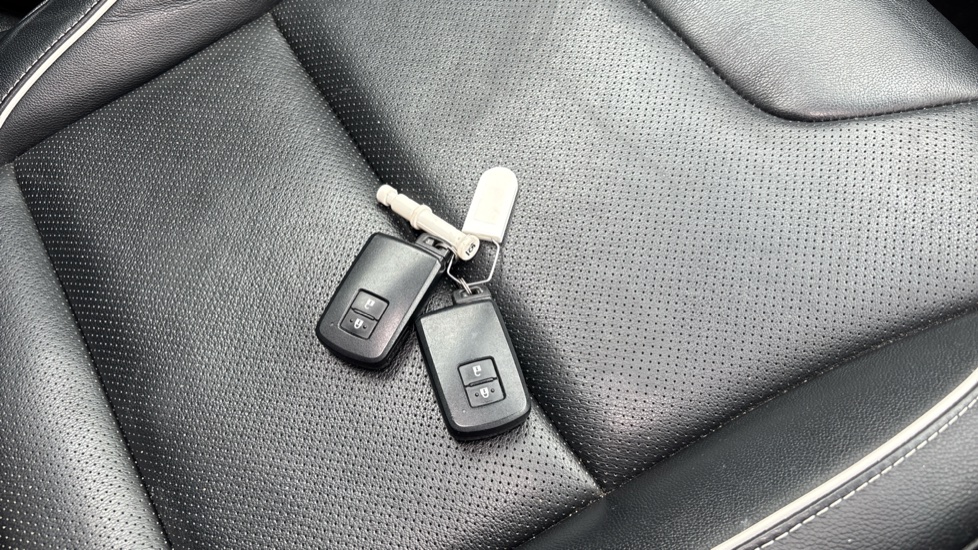 Kia E-Niro 150kW 4+ 64kWh 5dr Auto Electric Estate - Image 20