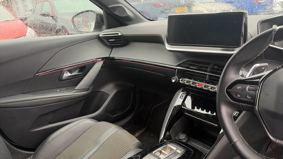 Peugeot 208 1.2 PureTech 130 GT 5dr EAT8 Petrol Hatchback - Image 14