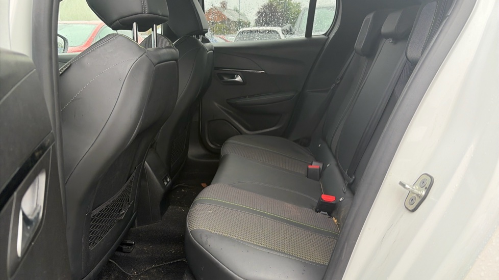 Peugeot 208 1.2 PureTech 130 GT 5dr EAT8 Petrol Hatchback - Image 16