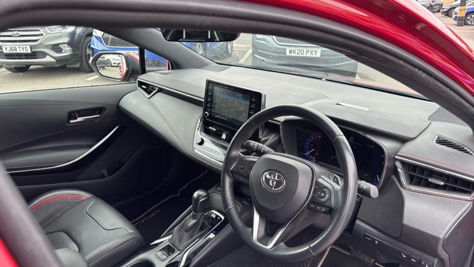 Toyota Corolla 2.0 VVT-i Hybrid Excel 5dr CVT Hybrid Estate - Image 11