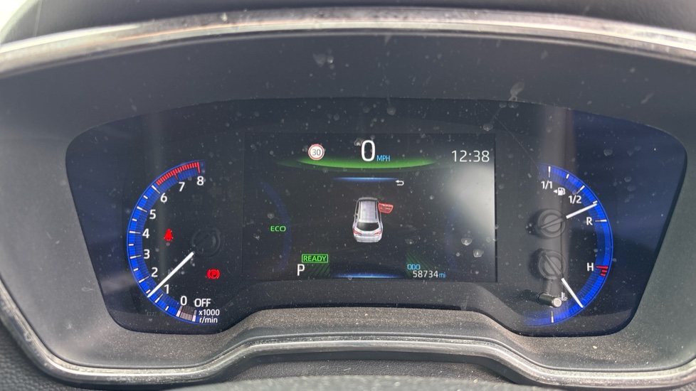 Toyota Corolla 2.0 VVT-i Hybrid Excel 5dr CVT Hybrid Estate - Image 18