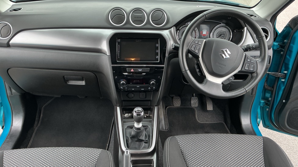 Suzuki Vitara 1.4 Boosterjet 48V Hybrid SZ-T 5dr Petrol Estate - Image 10