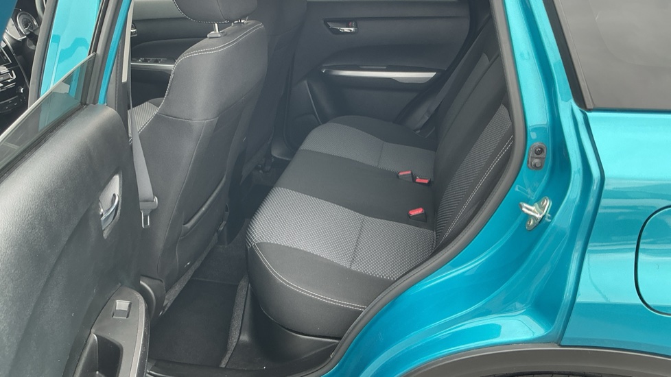 Suzuki Vitara 1.4 Boosterjet 48V Hybrid SZ-T 5dr Petrol Estate - Image 26