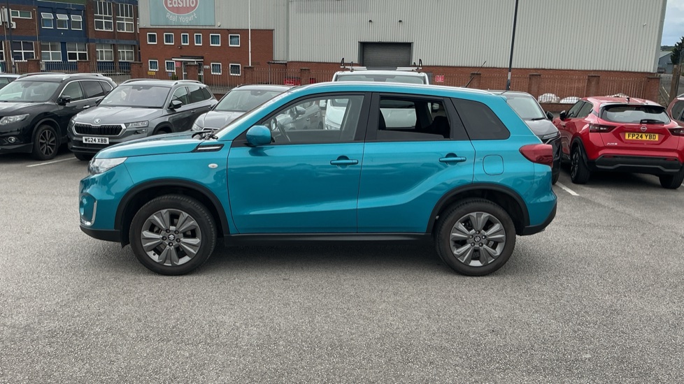 Suzuki Vitara 1.4 Boosterjet 48V Hybrid SZ-T 5dr Petrol Estate - Image 30